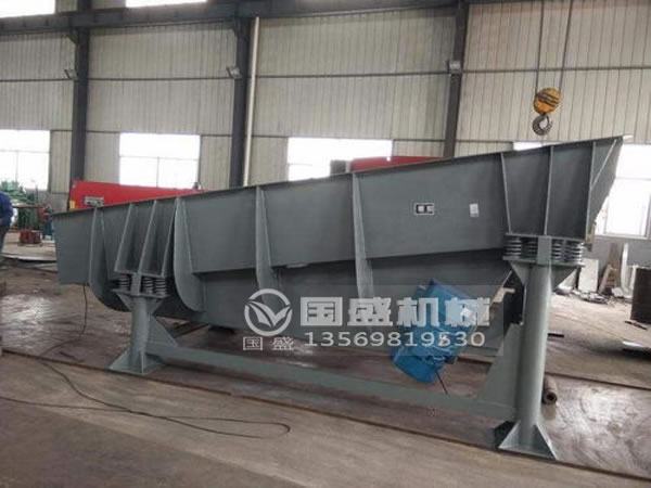 輸送式慣性震動(dòng)落砂機