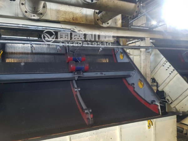 新型翻轉震動(dòng)弧形篩 新型翻轉震動(dòng)弧形篩