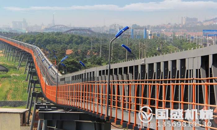 長(cháng)距離皮帶輸送機安裝