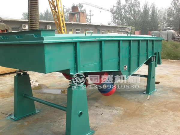 玻璃直線(xiàn)振動(dòng)篩 玻璃直線(xiàn)振動(dòng)篩