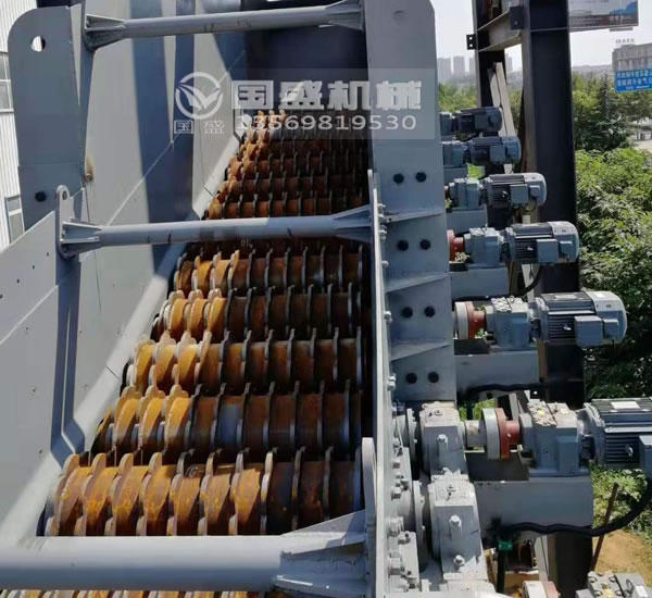拋物線(xiàn)型滾軸式篩分機 拋物線(xiàn)型滾軸式篩分機