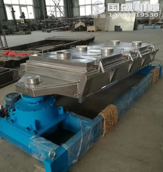 封閉無(wú)粉塵平面回轉篩結構圖 封閉無(wú)粉塵平面回轉篩結構圖